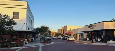 Downtown Clermont looking down Montrose Street and 8th at dusk