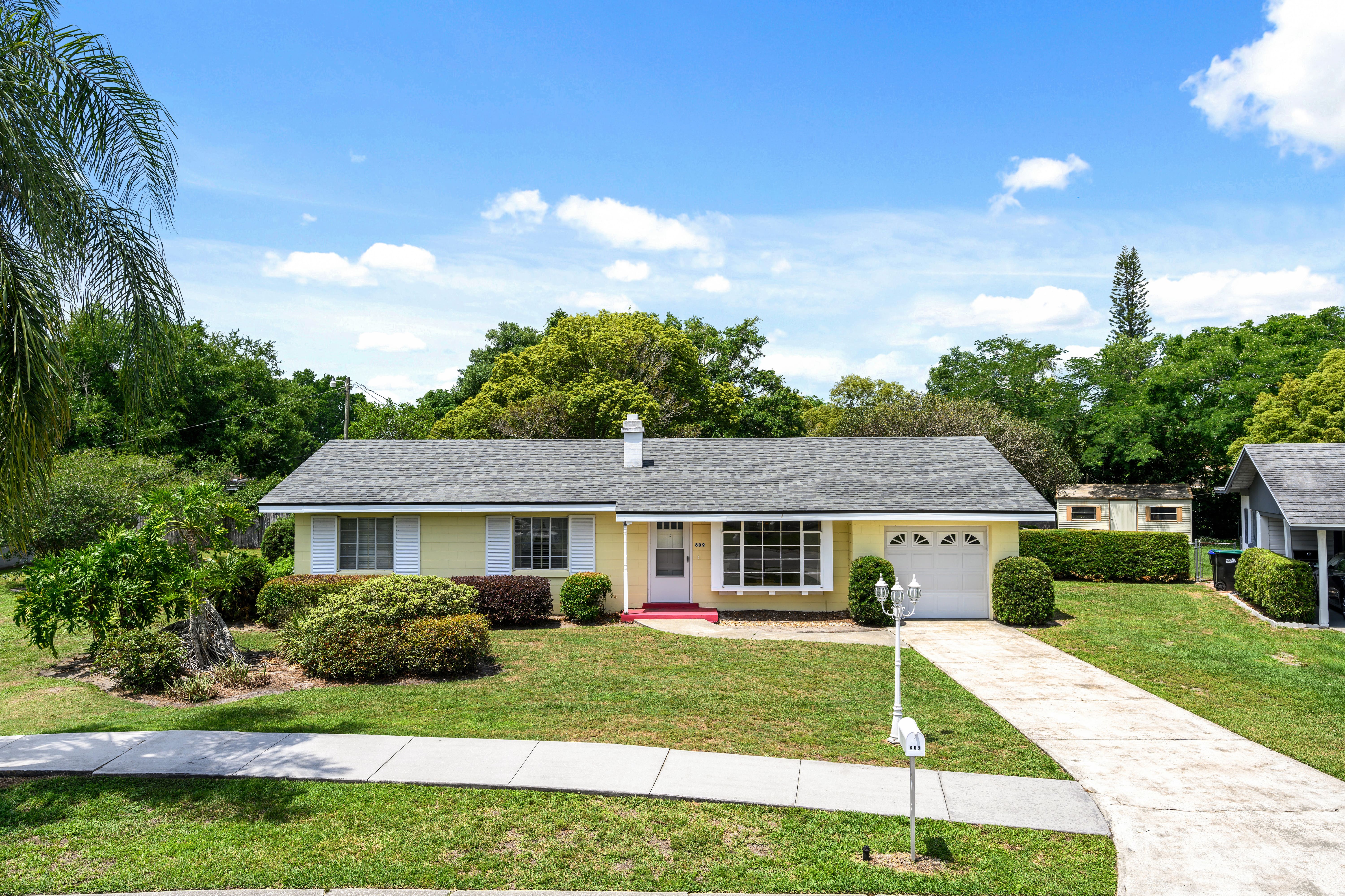 609 Carvell Dr, Winter Park