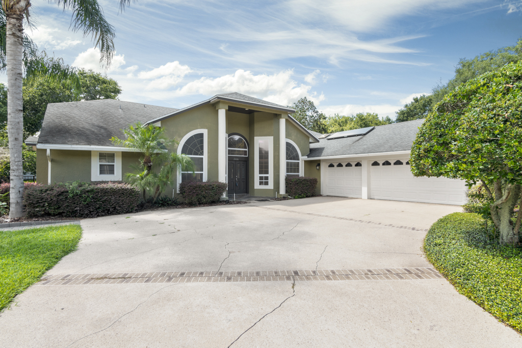 2806 Windsor Hill Dr, Windermere