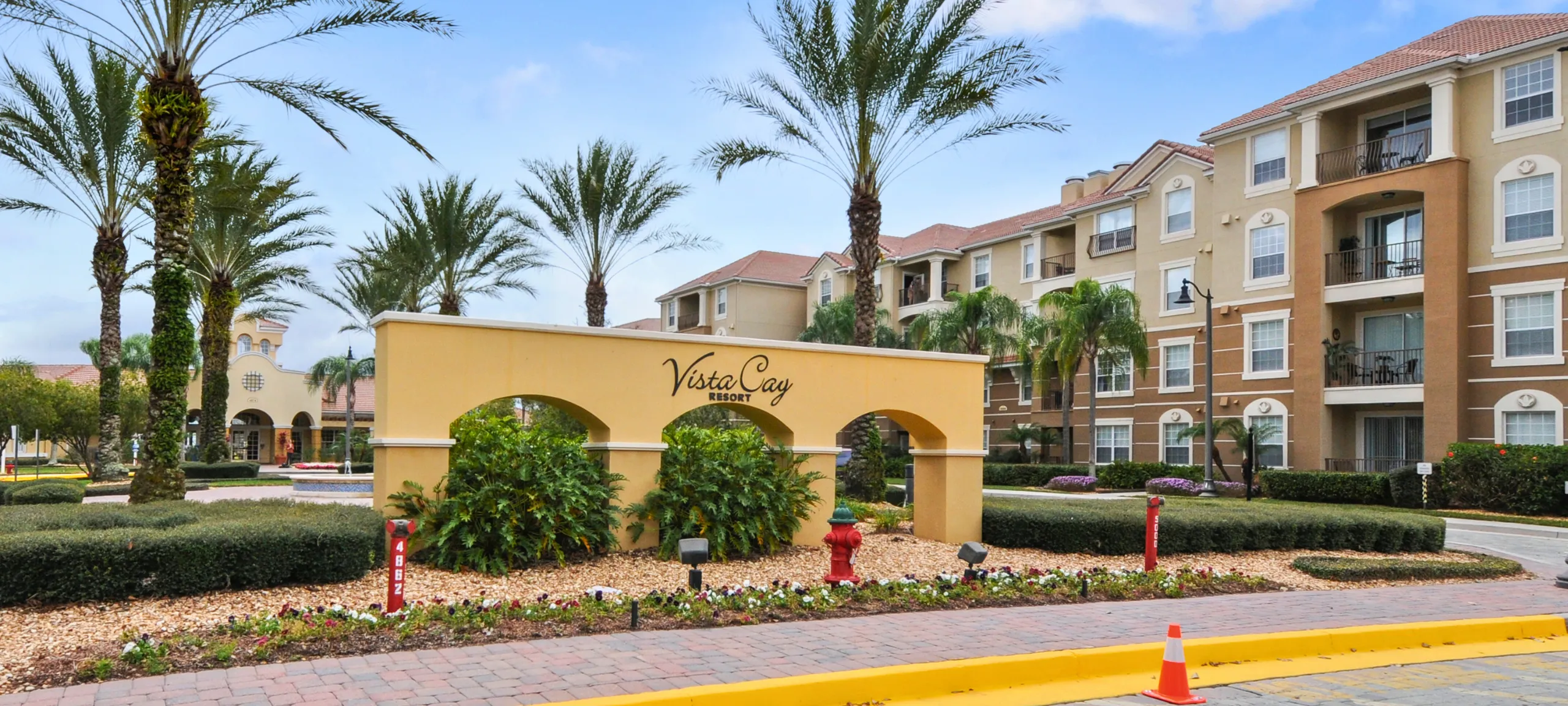 Vista Cay Real Estate